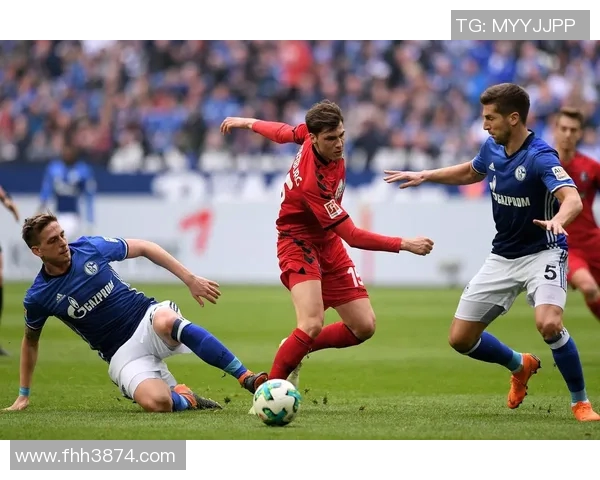 沙尔克04主场比赛遗憾战平弗赖堡，球队欲振作迎接下一场挑战